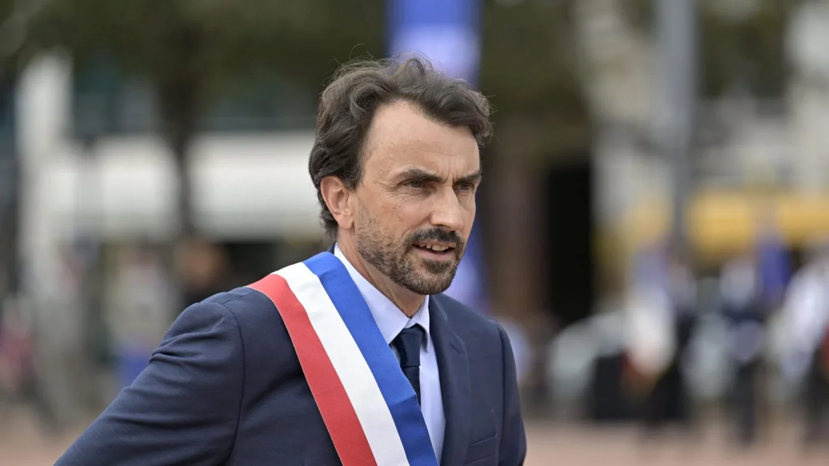 Municipales 2026 à Lyon: Grégory Doucet résiste, la Métropole vacille