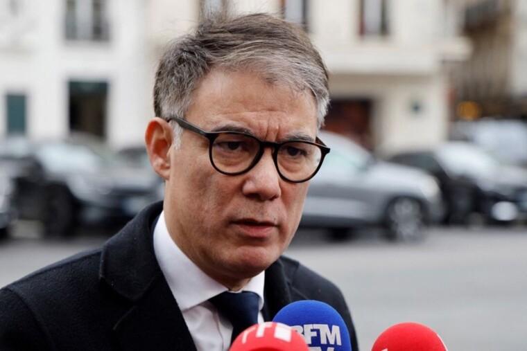 Municipales 2026 : tensions au PS, Boris Vallaud critique Olivier Faure qui renvoie la faute à Jean-Luc Mélenchon