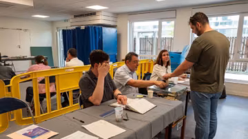 Municipales 2026 : une participation en net recul au premier tour avec 57,1 %