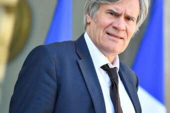 Municipales Le Mans : Stéphane Le Foll largement en tête au premier tour