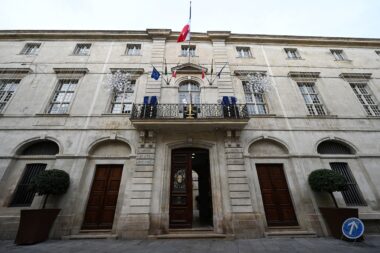 Municipales Nîmes : Vincent Bouget et Julien Sanchez au coude-à-coude à 30,5 %