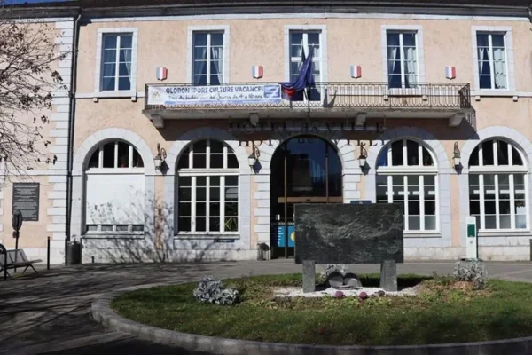 Municipales Oloron : Marie-Lyse Bistué l’emporte d’une courte tête avec 45,68 %