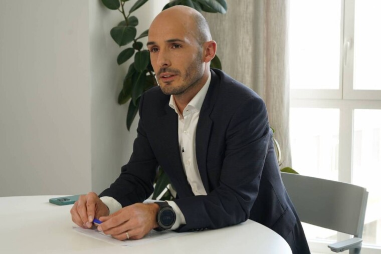 Municipales Poitiers : Anthony Brottier bat la maire écologiste sortante Léonore Moncond’huy