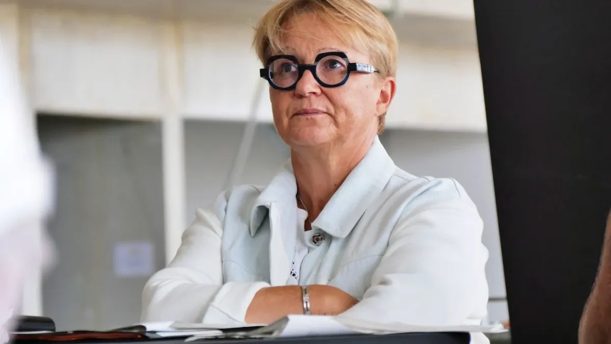 Municipales Rennes : la socialiste Nathalie Appéré ( PS ) arrive en tête du premier tour PS