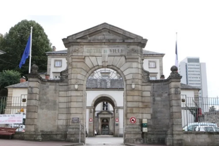 Municipales à Tulle: la gauche se rassemble au second tour, Hollande en soutien discret