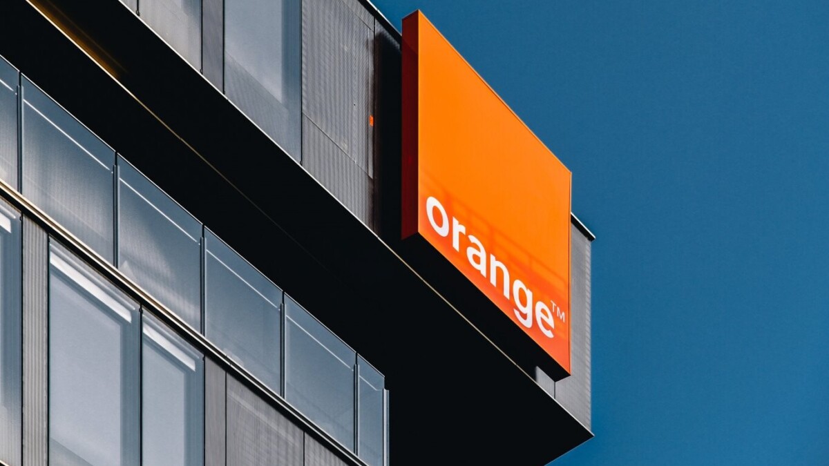 Orange mise sur l'IA dans ses centres d'appels pour gagner du temps et garder des clients