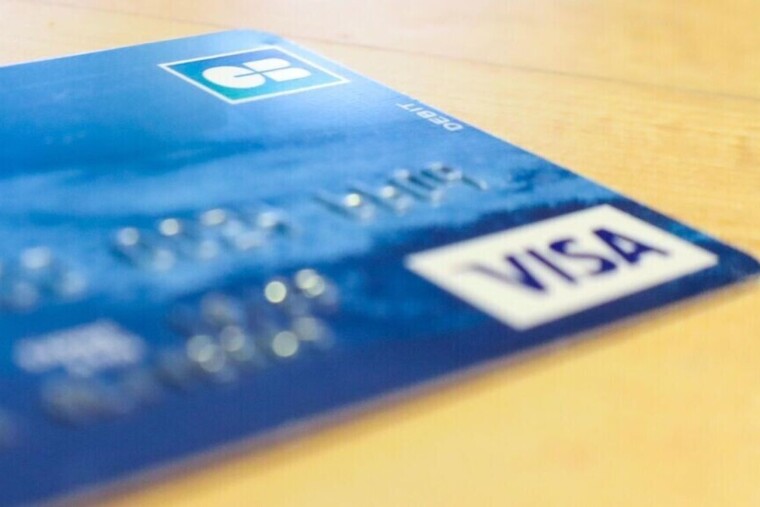 Paiement : le réseau français CB reprend du terrain face à Visa et Mastercard