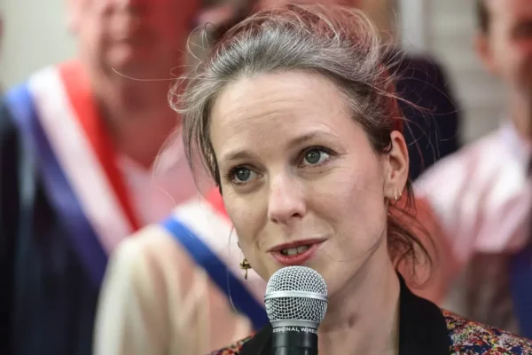 Paris : Lucie Castets remporte le XIIe arrondissement après une campagne relancée — photo