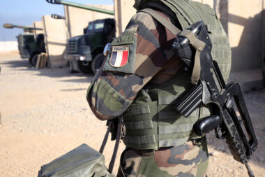 Pas-de-Calais: un fusilier marin grièvement touché lors d'un exercice à bord de l'Abeille Normandie