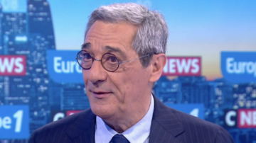 Petits colis, gros risques: l'Etat serre la vis sur les achats en ligne