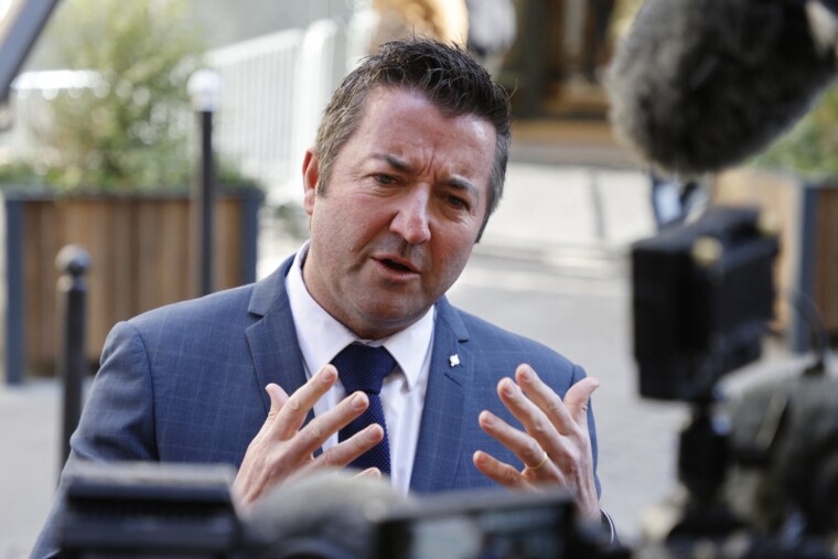 Poissy : Karl Olive échoue face à la maire sortante