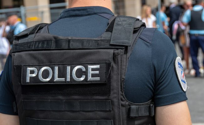 Projet d’attentat déjoué dans le Pas-de-Calais : deux frères radicalisés incarcérés