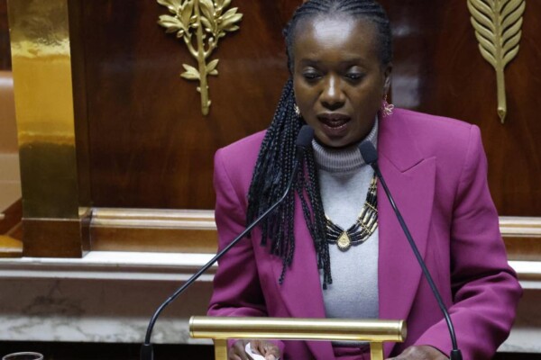 Racisme et discriminations : des députés racontent leur quotidien au Palais-Bourbon