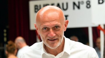 Rodez : Stéphane Mazars renverse le maire sortant