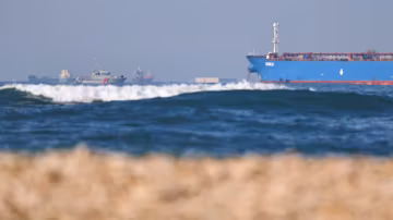 Royaume-Uni : feu vert militaire pour intercepter les pétroliers de la « flotte secrète » russe