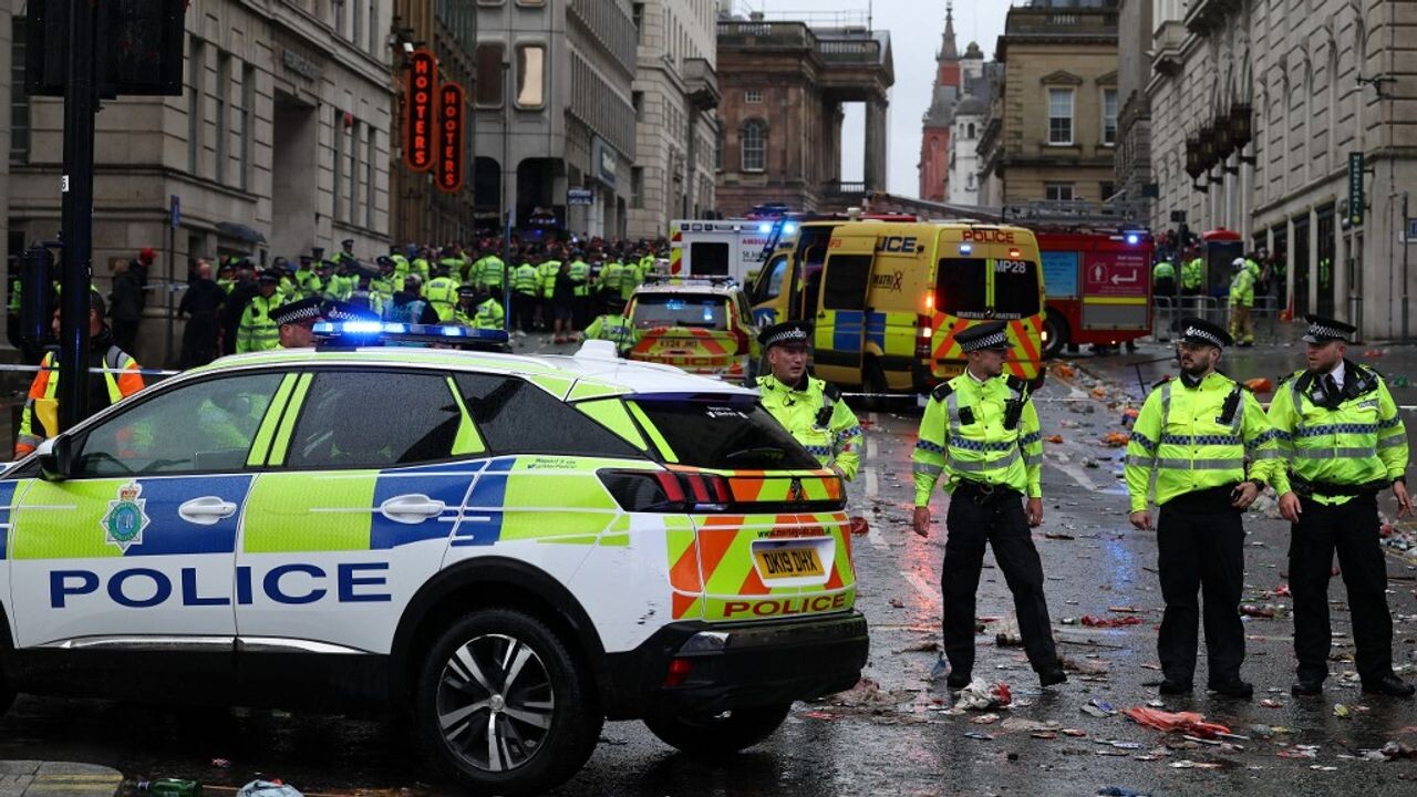 United Kingdom: Car plows into pedestrians in Derby, terrorism suspected