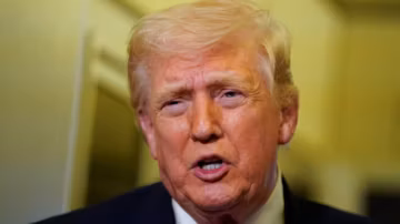 Trump appelle les Iraniens à se soulever en cas de cessez-le-feu, tout en reconnaissant les risques