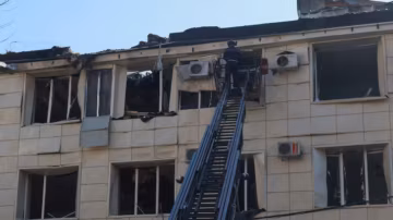 Ukraine : des drones russes frappent une maternité et des infrastructures, au moins quatre morts