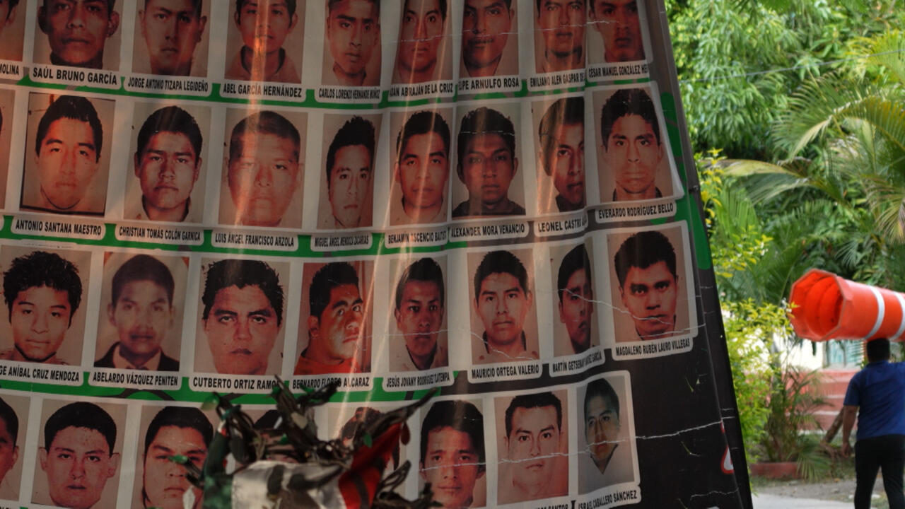 Un tribunal mexicain ordonne à l’armée de remettre des documents sur la disparition des étudiants d’Ayotzinapa