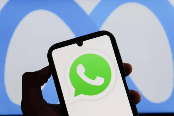 Une synthèse automatique des conversations non lus bientôt à l’essai sur WhatsApp