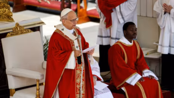 Vatican : le pape condamne les dirigeants en guerre et affirme que « Dieu rejette leurs prières »