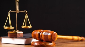 Vaucluse : une mère condamnée à 25 ans de prison pour la mort de ses deux nourrissons