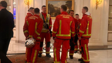 Paris : un incendie au Bristol provoque l’évacuation de 400 personnes près de l’Élysée
