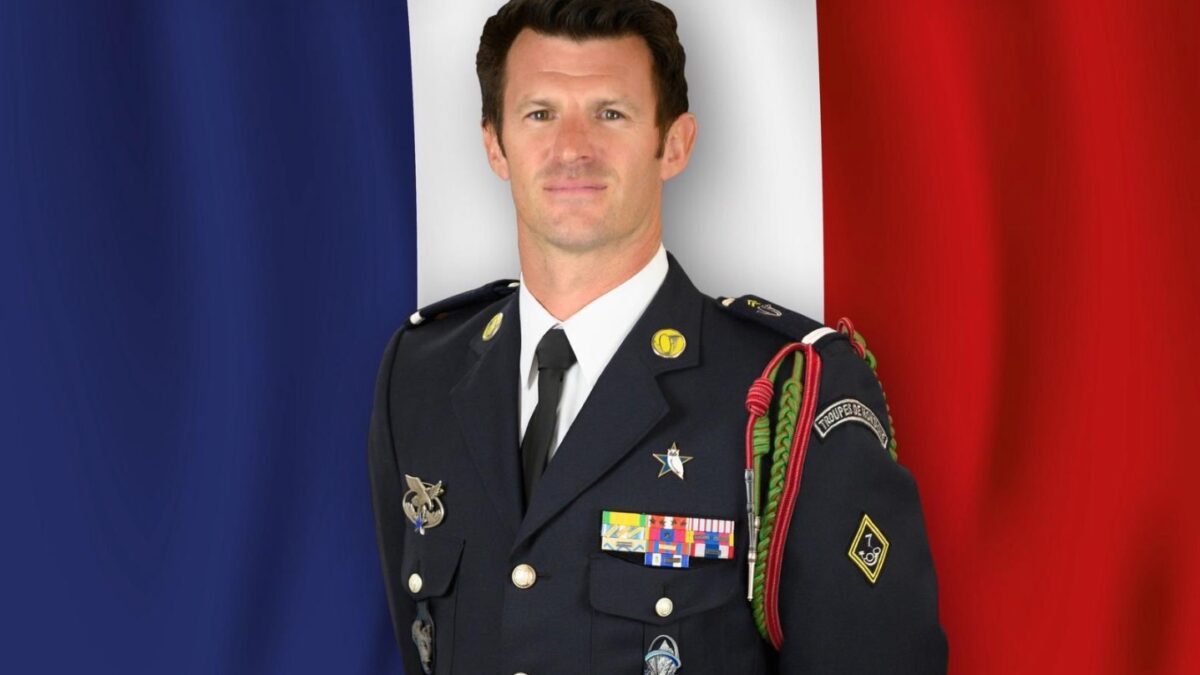 Un militaire français tué en Irak lors d’une attaque, plusieurs autres blessés. Emmanuel Macron lui rend hommage