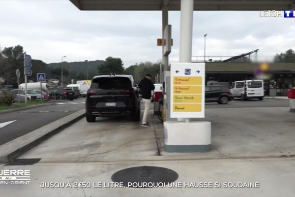 Carburants : le gazole dépasse les 2 euros le litre en France, un seuil symbolique franchi