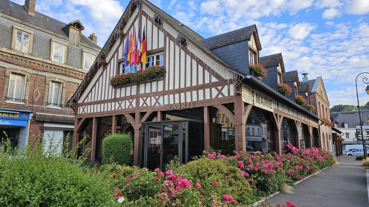 Égalité totale aux municipales, une maire désignée par l’âge