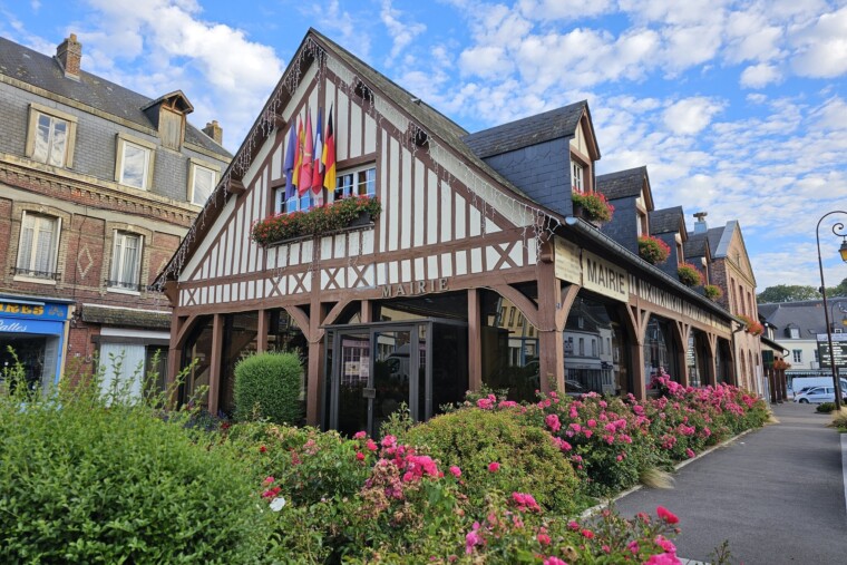 Égalité totale aux municipales, une maire désignée par l’âge