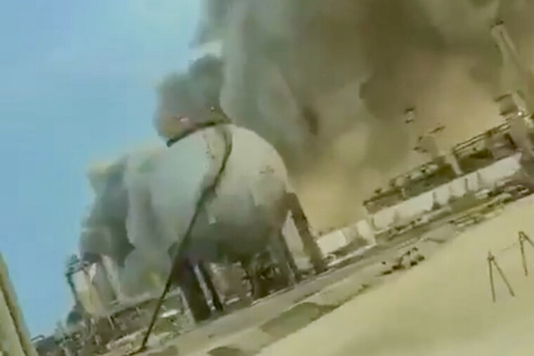 VIDÉO - L’Iran frappe la raffinerie de Ras Tanura, en Arabie Saoudite, un site vital pour l’énergie mondiale