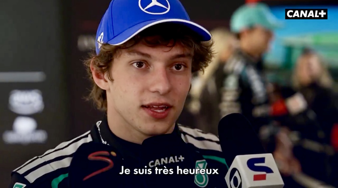 F1 - Kimi Antonelli becomes the youngest driver to secure pole position, in China