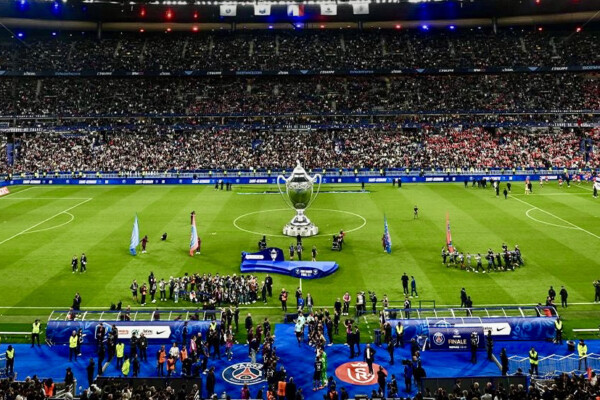 — Coupe de France : la finale se jouera un vendredi au Stade de France