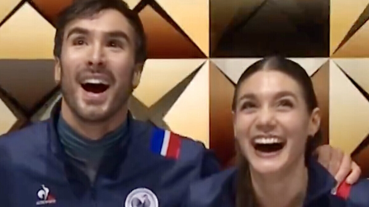 — Mondiaux de patinage artistique : après l’or olympique, Guillaume Cizeron et Laurence Fournier Beaudry champions du monde