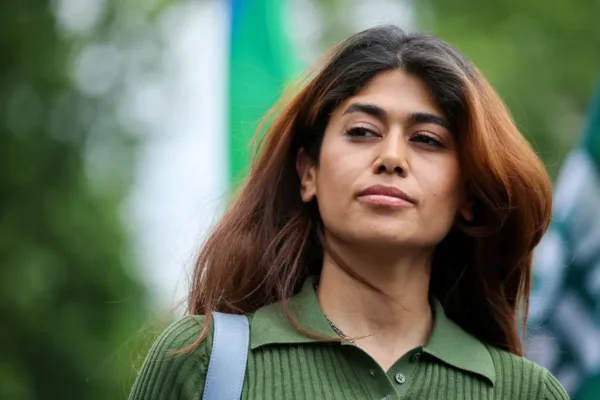 Rima Hassan en garde à vue pour apologie du terrorisme... Et de la drogue retrouvée sur elle