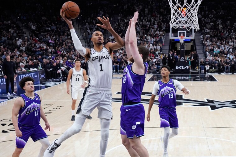 — Victor Wembanyama, plus jeune joueur de l’histoire à être sacré meilleur défenseur de l’année en NBA