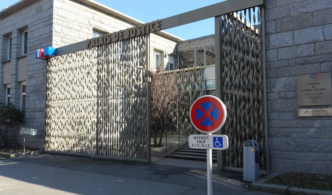 À Lorient, six ans ferme requis contre un ex-inspecteur à l’enfance accusé d’agressions sexuelles