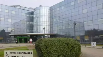 À Lyon, le CHU mise sur la téléconsultation pour freiner le « gaz hilarant »