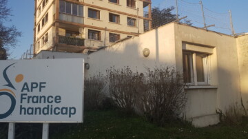 APF France handicap attaque l'Etat en justice pour l'accessibilité jugée au point mort