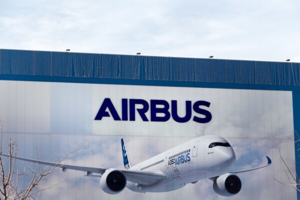 Airbus rassure les marchés malgré un début d'année en demi-teinte