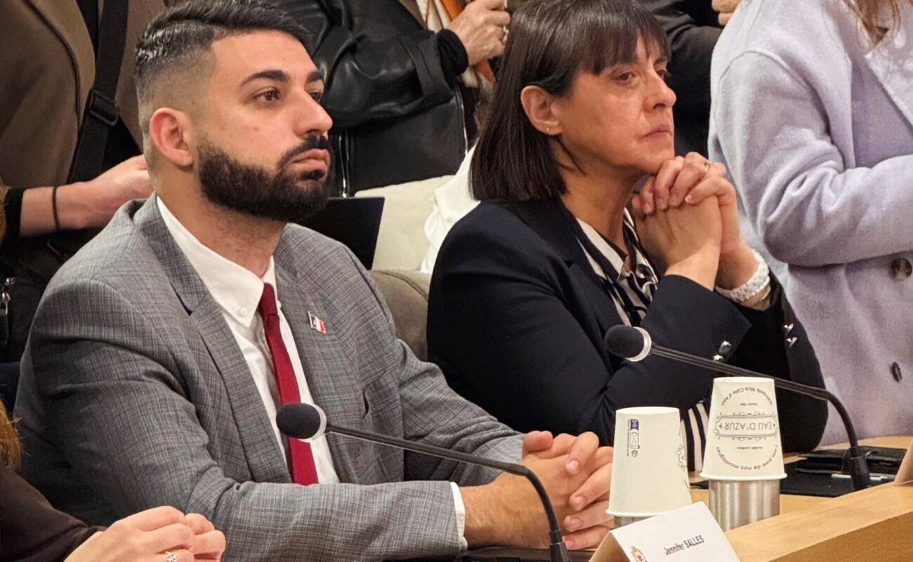 Alexandre Saradjian recadre Jean-Michel Aphatie et oppose les faits aux sarcasmes