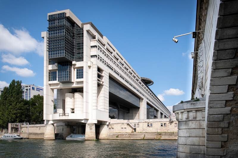 The Ministry of Economy and Finance (Bercy) is launching a "flash fuel loan" to ease the burden on small businesses at the pump.