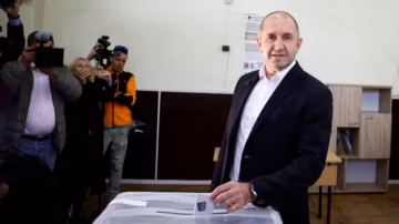 Bulgarie – Rumen Radev triomphe aux élections sur fond de tensions politiques et d’inquiétudes européennes