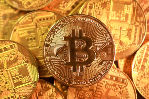 Crypto-monnaies en 2026 : révolution financière ou bulle fragile ?