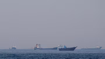 Détroit d’Ormuz paralysé : des centaines de navires bloqués, inquiétudes croissantes pour la sécurité maritime