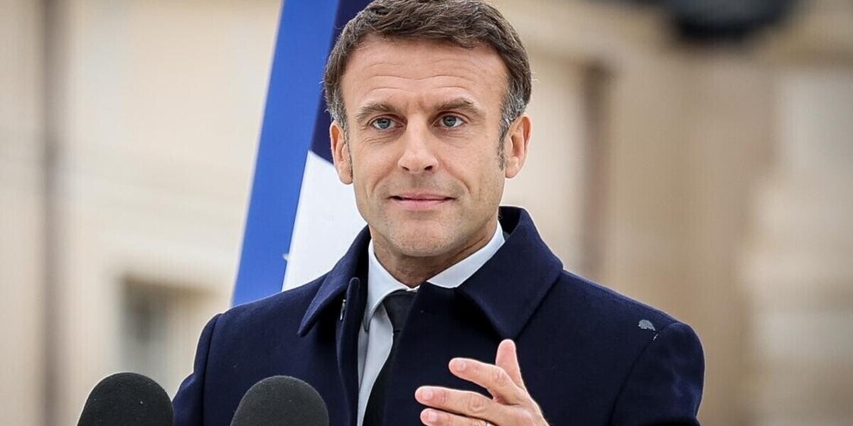 Emmanuel Macron convie 500 maires à l'Élysée, un mois après les municipales