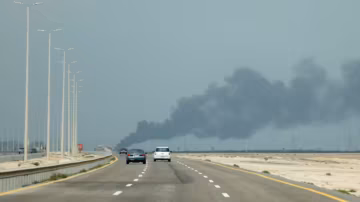 Frappes contre les installations saoudiennes : la production de pétrole chute et l’oléoduc stratégique perturbé