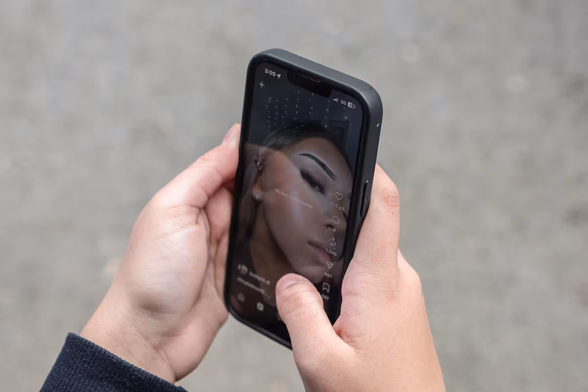 Greece: Social media will be banned for those under 15 from 2027