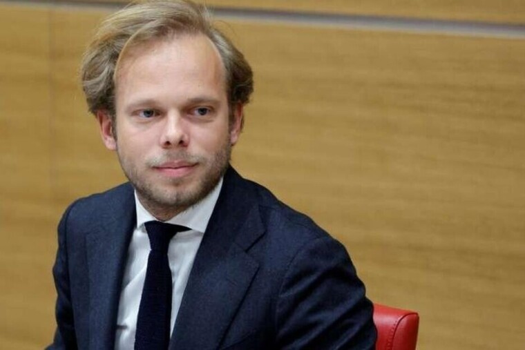 Audiovisuel public : le rapport Alloncle validé de justesse, publication prévue le 4 mai